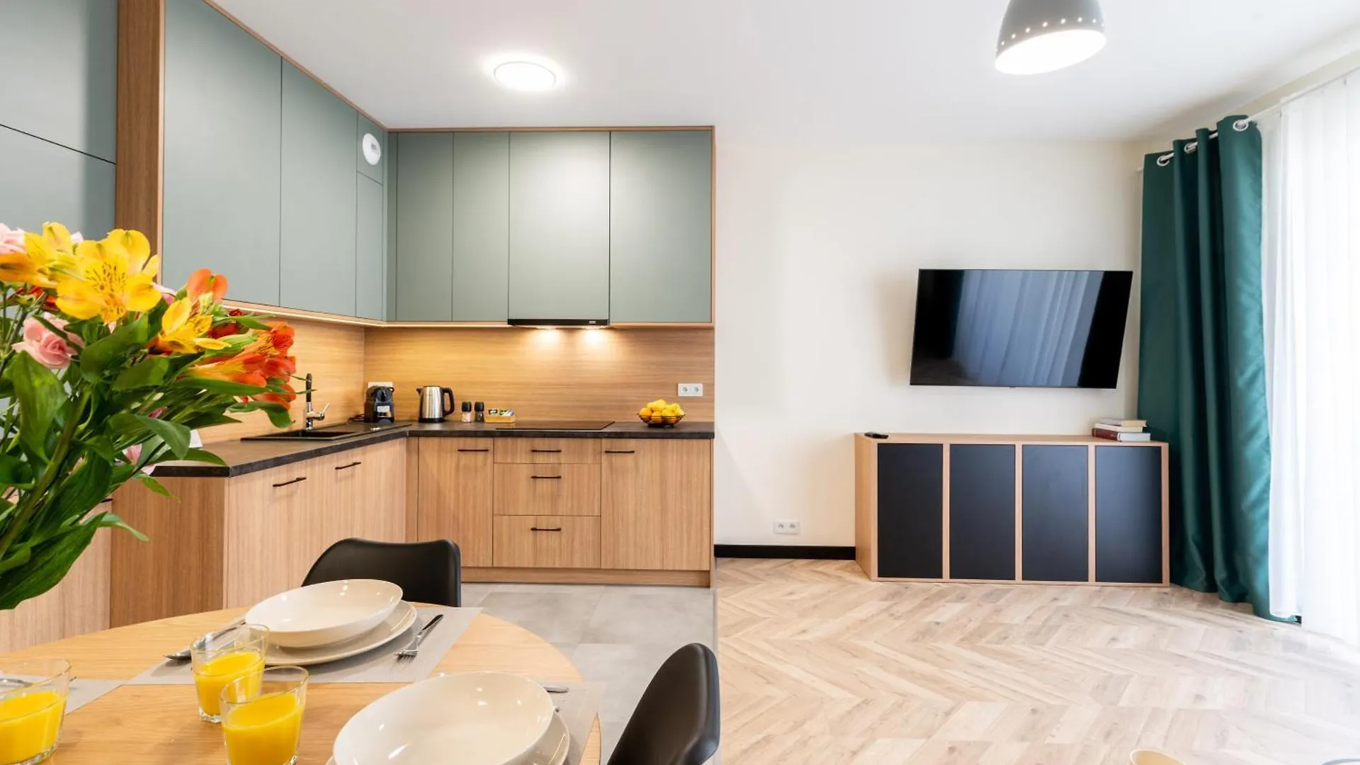 Saska Park Apartments Krakau